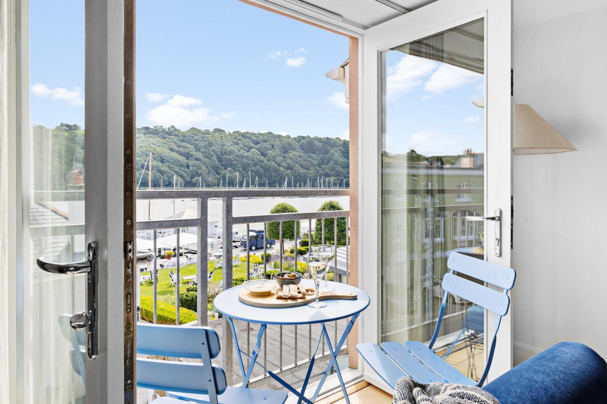 דארטמות' Dart Marina - Luxury Apartment On Marina מראה חיצוני תמונה